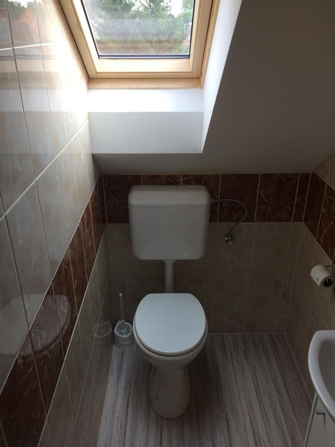 Ferienwohnung Báró Berg Apartman Kapuvár Exterior foto