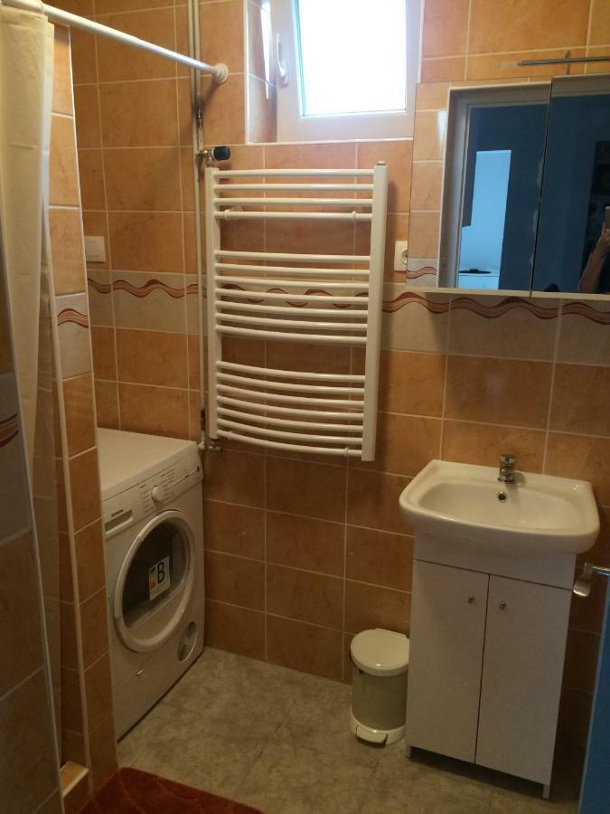 Ferienwohnung Báró Berg Apartman Kapuvár Exterior foto